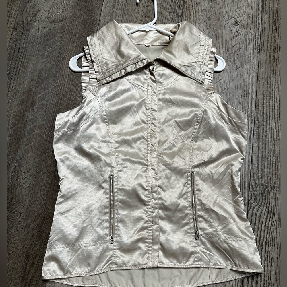 Tail Golf metallic gold silky hi lo vest zip up tie back sleeveless Med